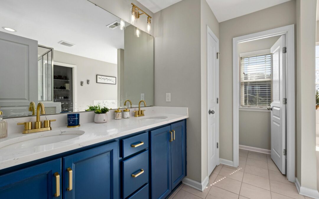 Tips for Mounting Mirrors Without Wall Damage