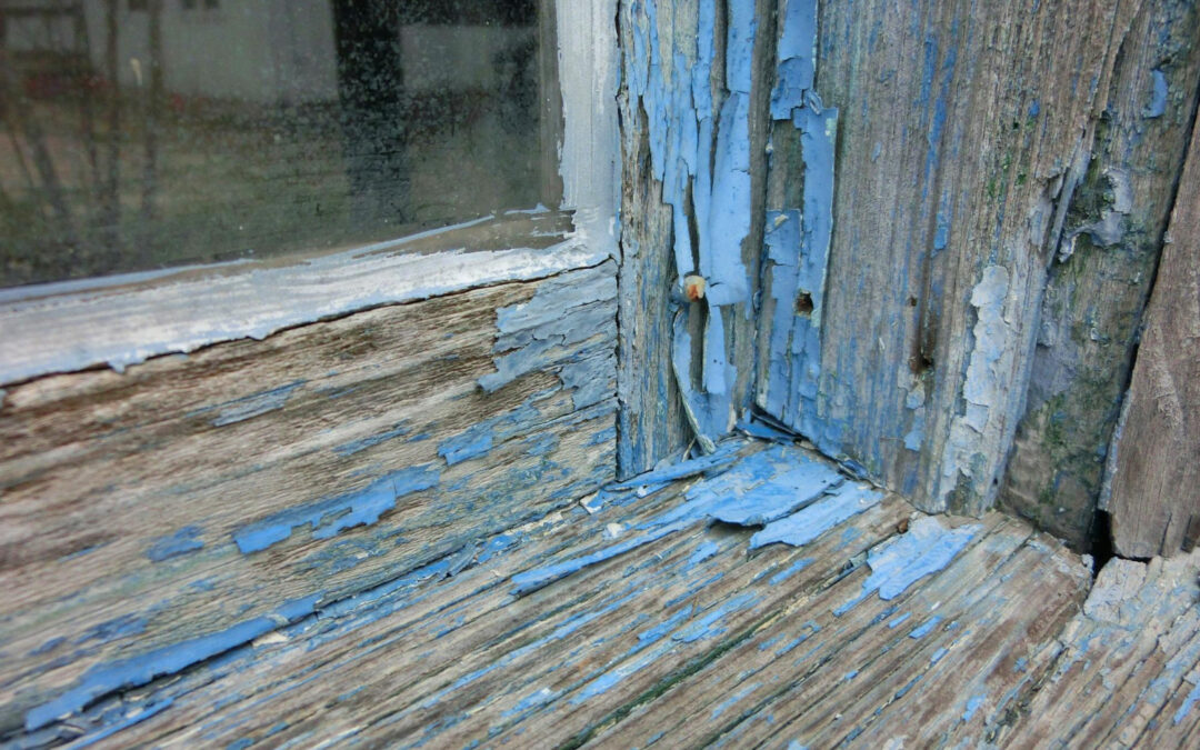 Signs of Hidden Water Damage in Deck Support Posts